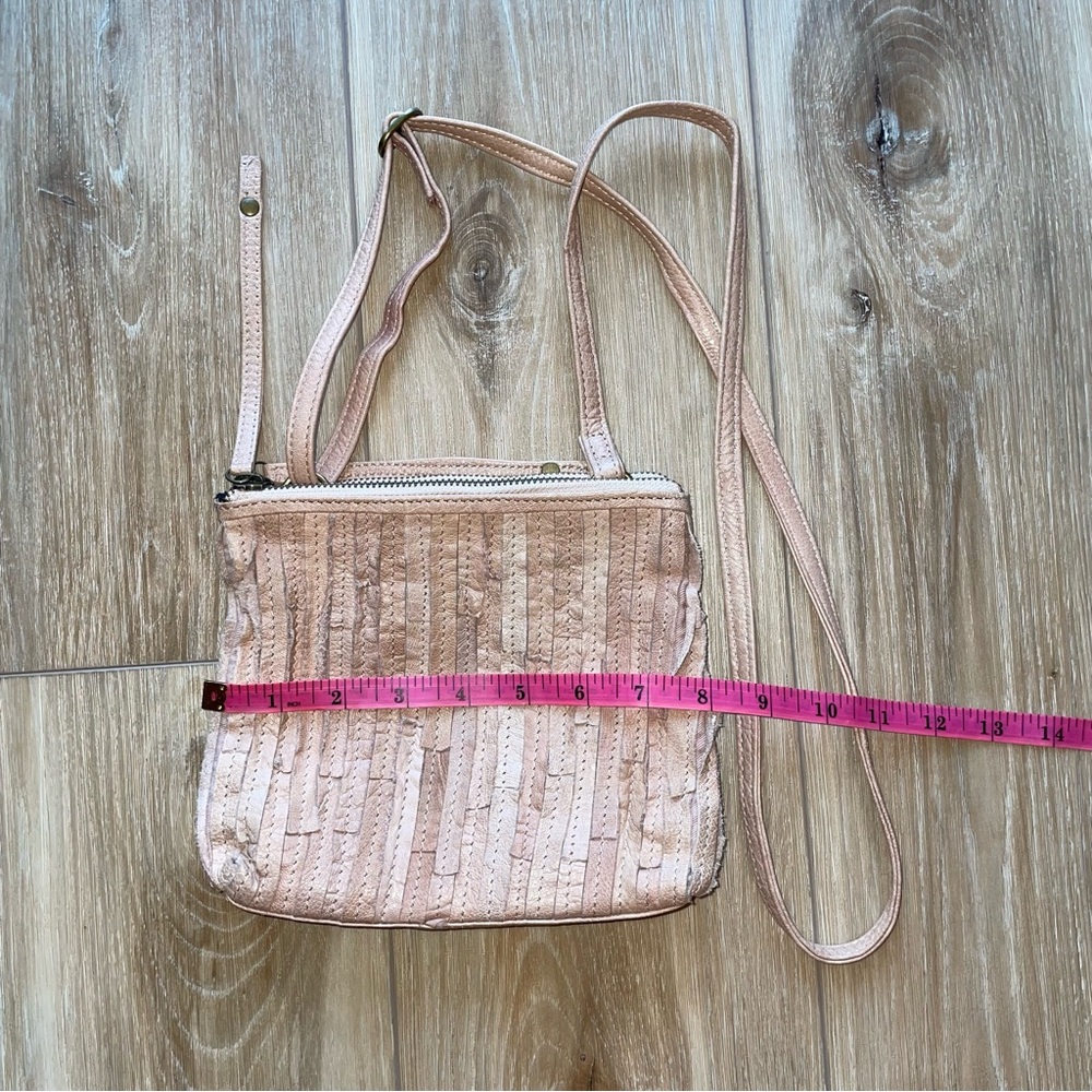 Anthropologie Day & Mood Faye Tan Cream Leather Ruffled Crossbody Purse - Picture 8 of 10